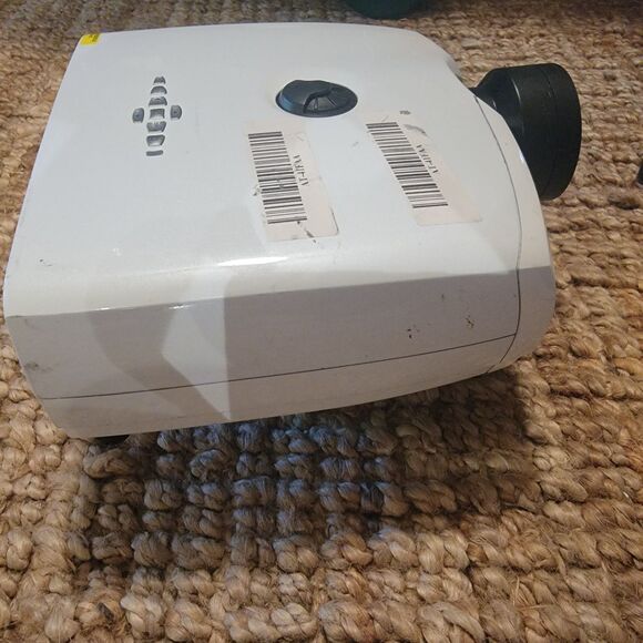 Barco/ Projection Design F22 1080 VizSim Bright S Professional/Commercial Grade - Picture 9 of 15